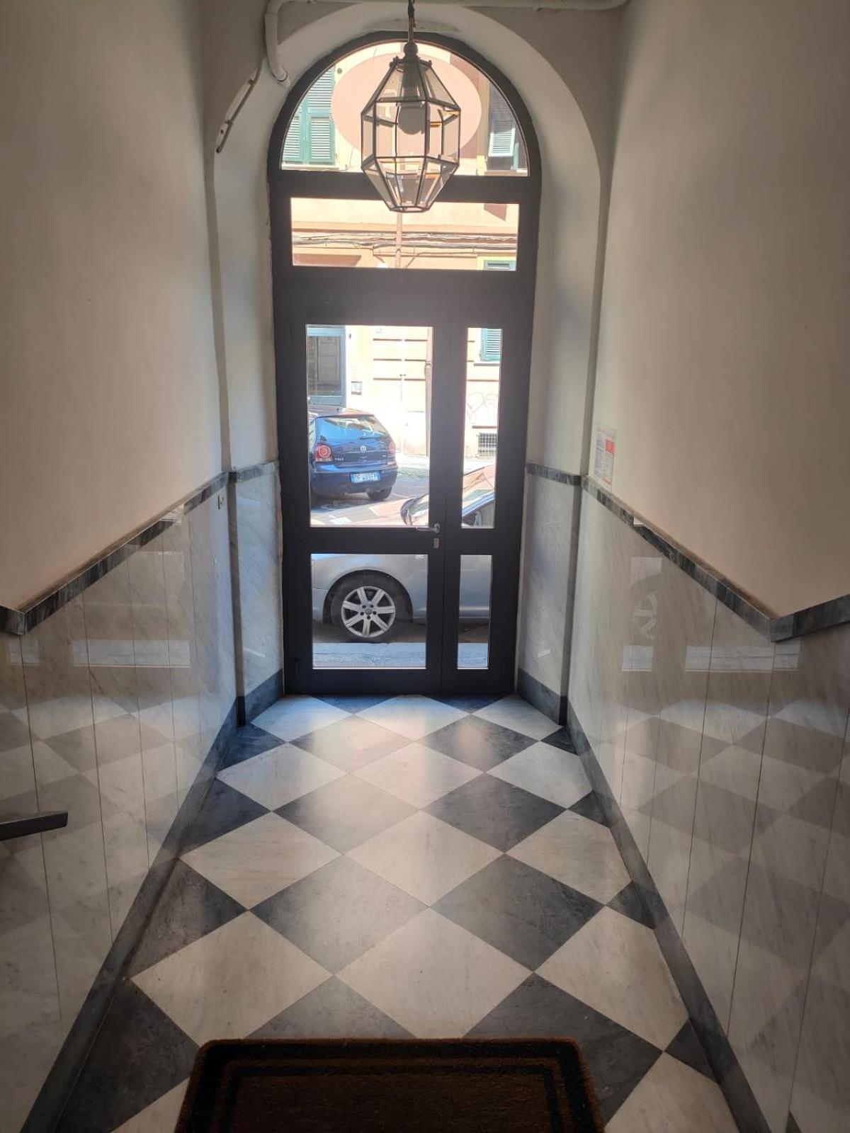 Orizzonte 5 Terre - Via Napoli 85, Stazione Centrale - Centro Storico Специя Экстерьер фото